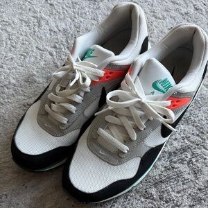 Nike Air Max Correlate White, Black & Teal Retro  Sneakers